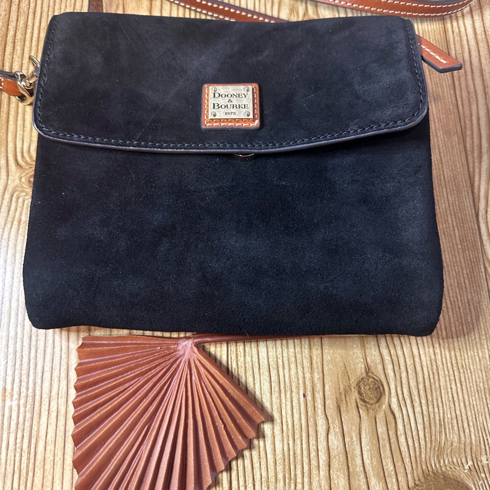 Dooney and Bourke Suede Hunter Crossbody!